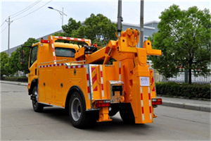 东坝高速路拖车费